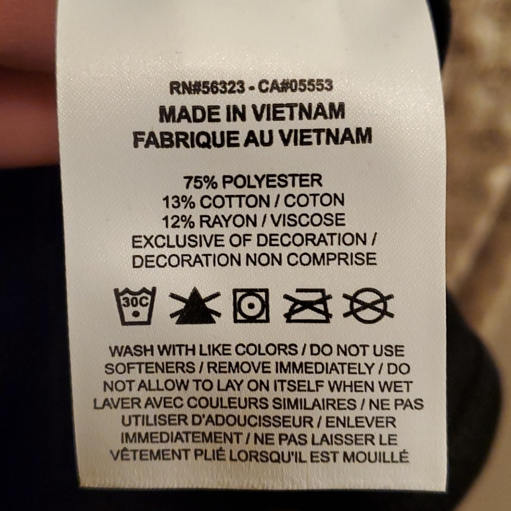 NWOT - Nike Sleeveless Workout Top - Picture 3 of 3